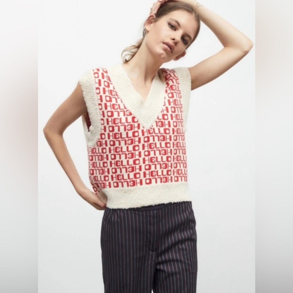 Urban Outfitters Jodie Sweater Vest in Red/Cream “Hello” Print, Size L